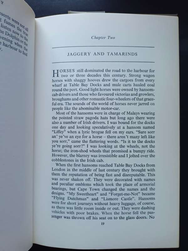 Harbours of Memory / Lawrence G. Green