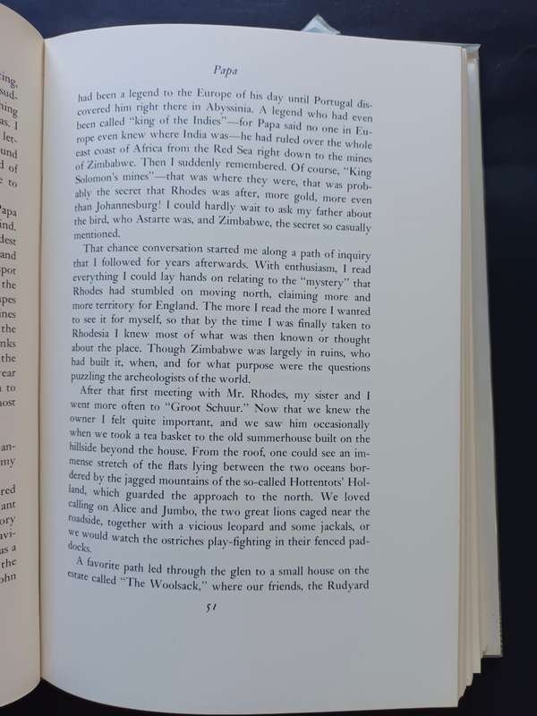 BACKGROUND IN SUNSHINE: Memories of South Africa / Jan Juta