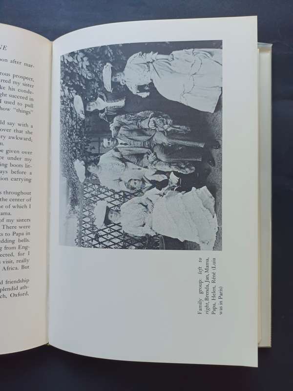 BACKGROUND IN SUNSHINE: Memories of South Africa / Jan Juta
