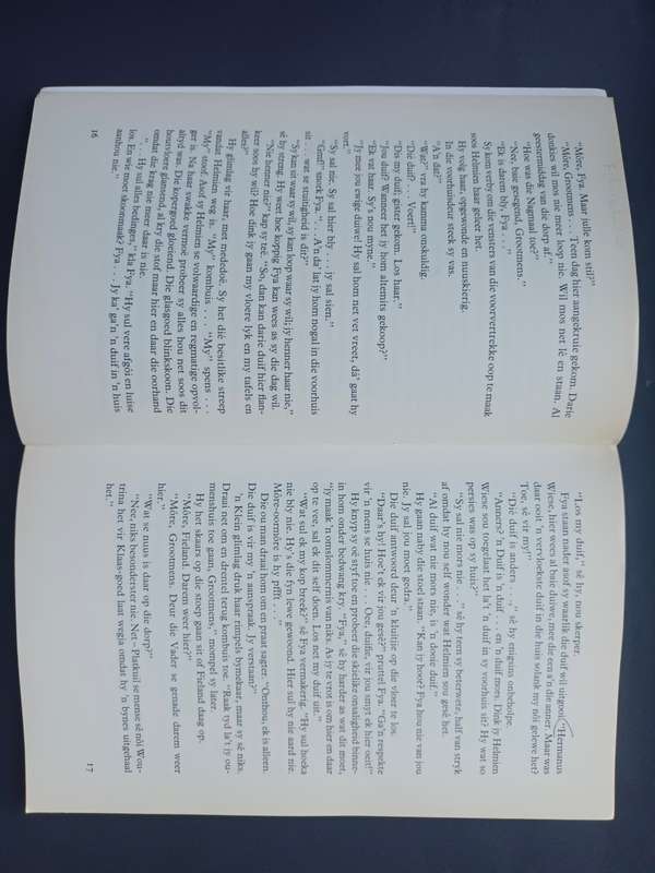 Die ou man en die duif / F.A. Venter