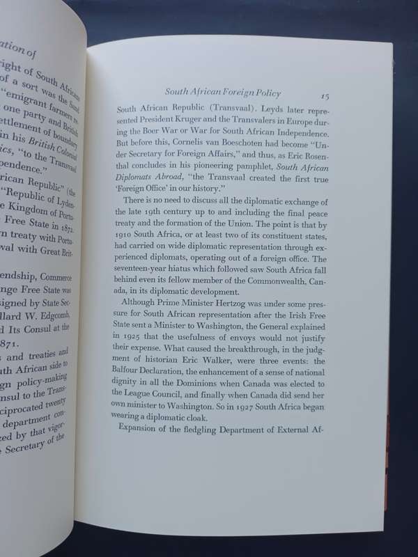 Notes on the Formation of South African Foreign Policy / Edwin S. Munger