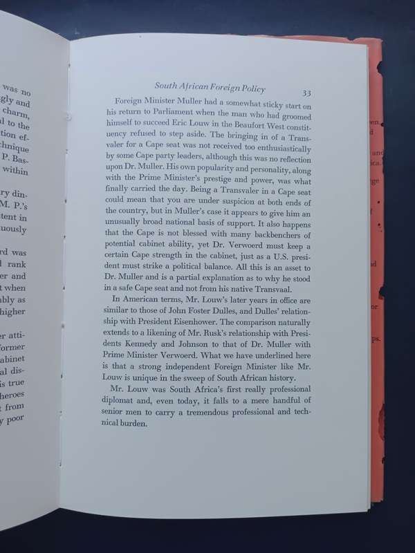 Notes on the Formation of South African Foreign Policy / Edwin S. Munger