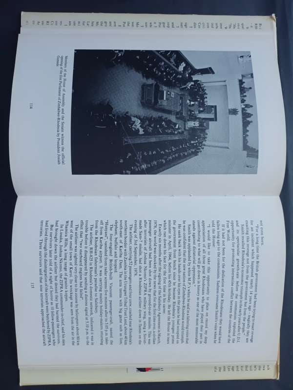 Exit Rhodesia / Pat Scully (1 st Edition 1984)