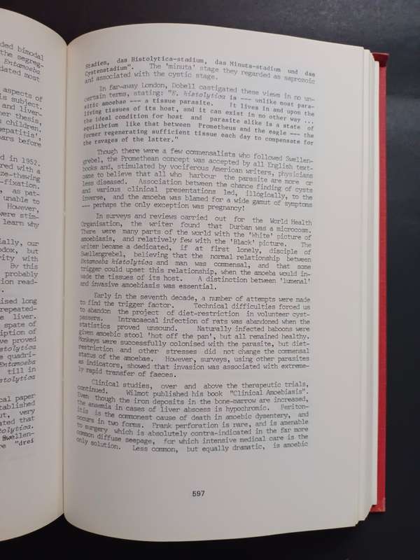 MEDICINE IN A TROPICAL ENVIROMENT / Edited by J. H. S. Gear