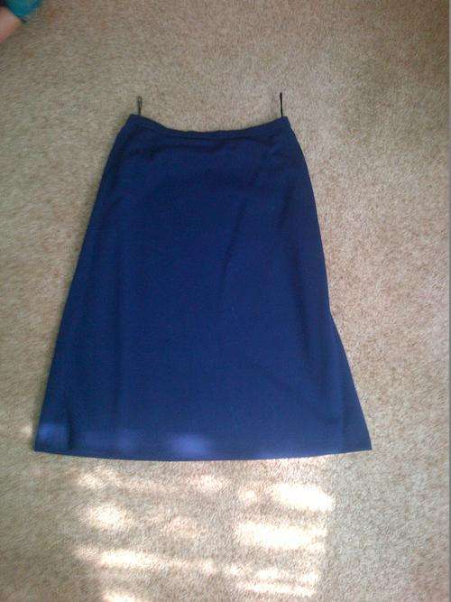 navy winter skirt  m-L