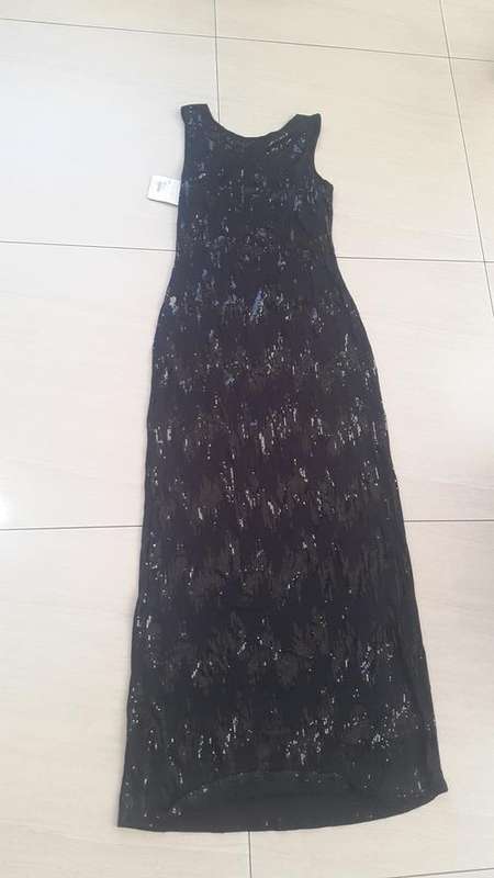 beautiful new sequenced dress m yde