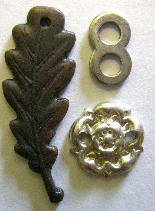 Mention in Dispatches Ribbon Emblem, 8th Army Ribbon Emblem & Miniature Silver Rose Ribbon Emblem
