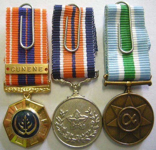 Miniature Medal Set of Three w/ Cunene Bar