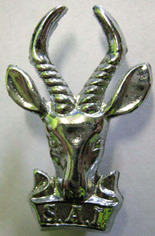 SA Infantry Corps Chromed Beret Badge Round Ears Variation Dinnes 47