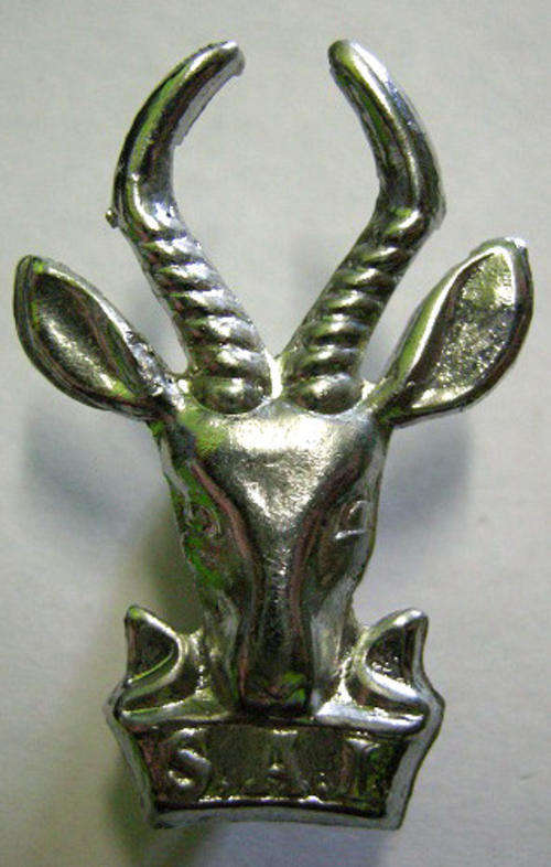 SA Infantry Corps Chromed Beret Badge Round Ears Variation Dinnes 47