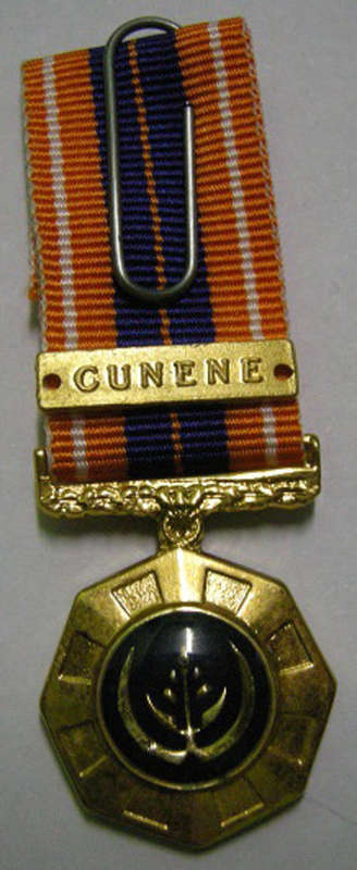 Miniature Pro Patria Medal Raised Epoxy w/ Miniature Cunene Bar