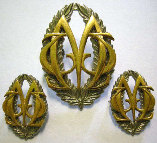 SA Military Welfare Bi-Metal Cap & Collar Badges Owen 707, 708 & 709