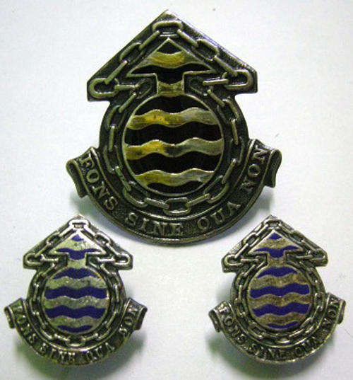 Ordnance Services Corps Cap Badge Dinnes432 w/ Pair Collar Badges Dinnes426 (Collars for Dinnes425)