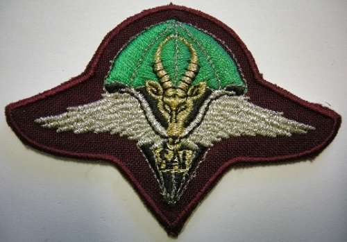 1 Parachute Battalion Beret Badge 1st Type This Badge Features in Matthysen Vol. 1 SEE DECRIPTION