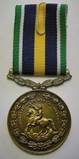 Full Size De Wet Medal Numbered at Back Uniface Suspender