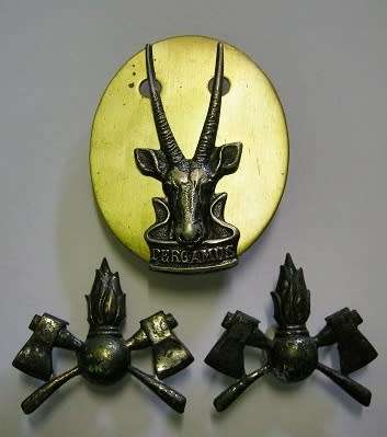 SWATF Engineers Cap & Collar Badges Owen 2661, 2662 & 2663 1 Collar Cracked @ Axe Handle