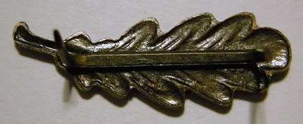 Full Size WWII Mention in Despatches Emblem w/ Blade Type Pins
