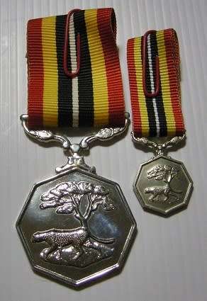 Full Size Southern Africa Medal Double Face Susp Tall Grass Poor Detail Number on Rim w/ Miniature