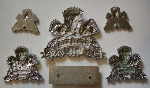 Armoured Corps Cap, Collar & Mess Dress Collar Badges w/ Large Type Beret Bar No Bolts / Pins