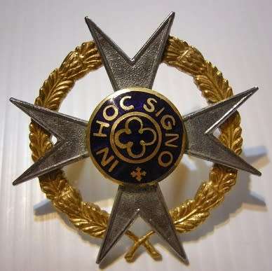 Chaplains Bi-Metal Cap Badge Dinnes 545 Loop Type