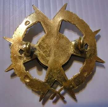 Chaplains Bi-Metal Cap Badge Dinnes 545 Loop Type