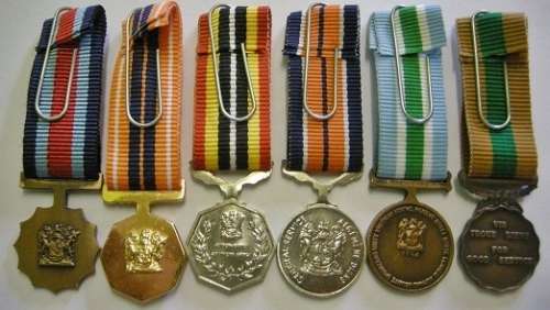 Miniature Medal Set of Six with Miniature Cunene Bar