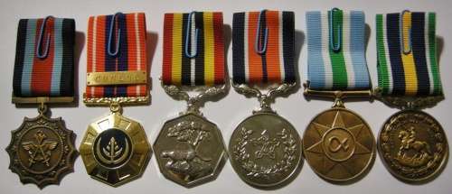 Full Size Medal Set of Six with Full Size Cunene Bar