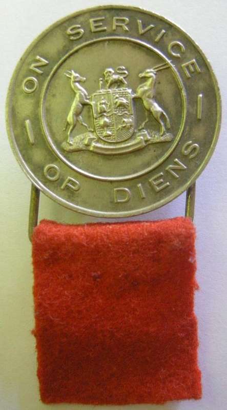 On Service Buttonhole Badge WWII Numbered at Back 29mm