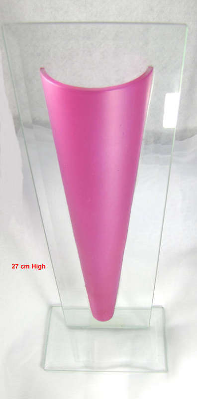 MODERN GLASS VASE 27cm HIGH