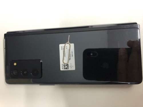 Samsung Galaxy Z Fold2 5G *read*