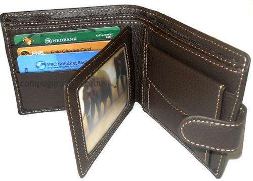 Awesome Designed Men's Leather Wallet, Credit Card slots,Notes & Coins Compartments !!!