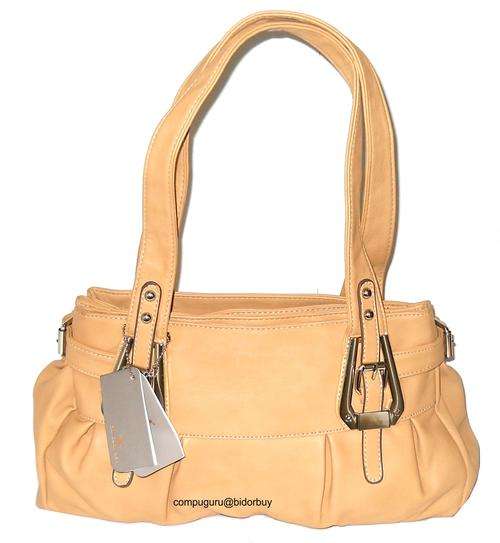 **LATE ENTRY** Latest David Jones Classic Handbag @ R1