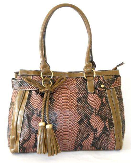 **NEW ARRIVAL**100% Classic Handbag - only this Friday @ R1