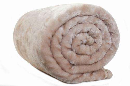 Quality Mink Winter Blanket - 3 Ply 7KG -Queen Size