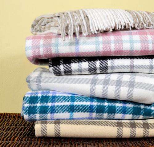 Ultra Soft Luxury Throw Blanket - **Variety of Colours to Suit Modern Home, Office and Travelling**