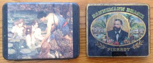 2 Cigarette Tins