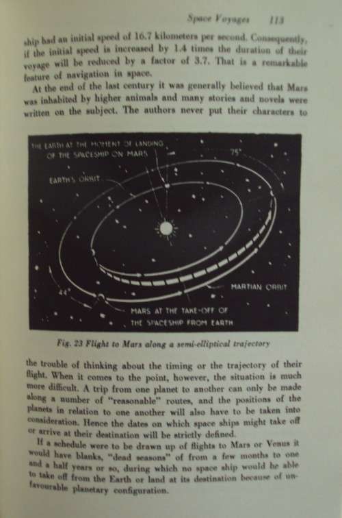 Soviet Writings on Earth Satellites and Space Travel - Ari Sternfeld and Others