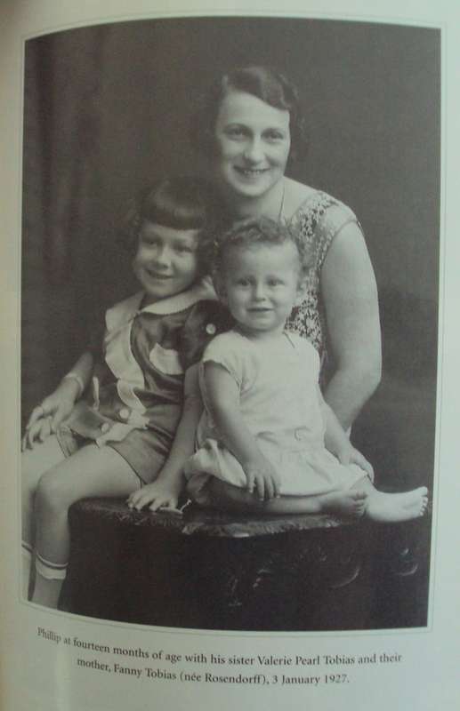 Tobias Into The Past A Memoir  Philip Tobias