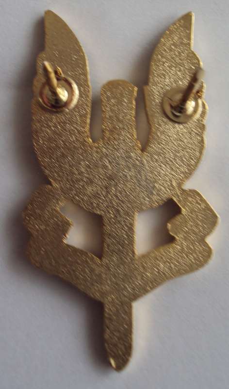 Rhodesian SAS Cap  Badge - Pins intact