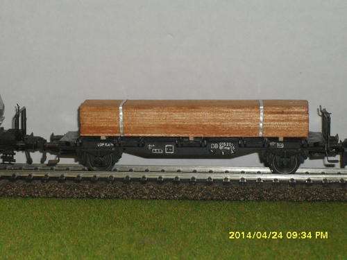 HO Fleischmann 4 Wheeler Wagon with Timber Load