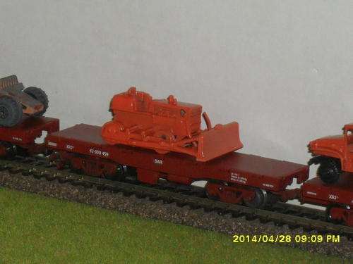 HO SAR Flat Deck Short Wheelbase Wagon with Bulldozer load included