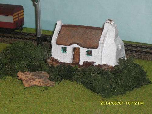 HO Old Farrm Cottage ... Abandoned and Neglected