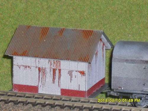 HO SAR Old Railway Goods Shed. Abandoned, Neglected and Rusty [excluding other items in picture]