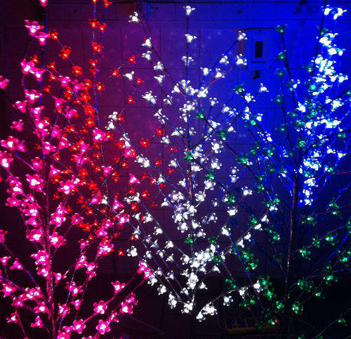 10 ON AUCTIONS !!!CHRISTMAS LED Tree Light 1.3 & 1.5 Meter