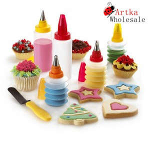 14pcs - Cookie and Cupcake Decorating Set