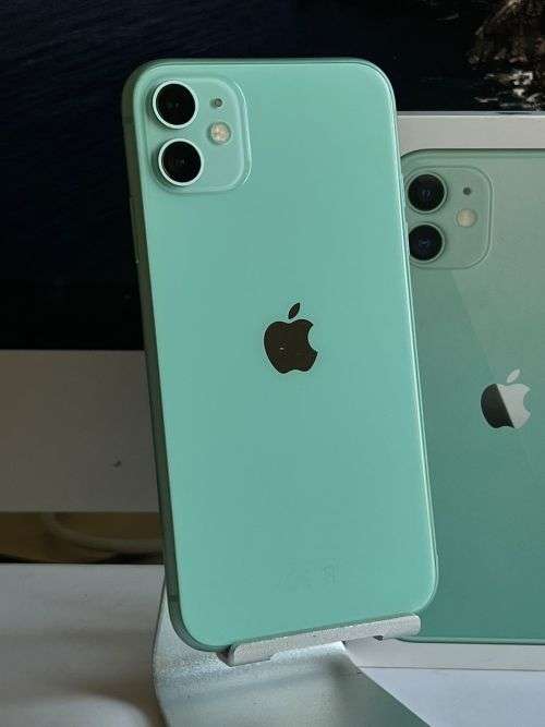 iPhone 11 64gb Green Pre-Owned