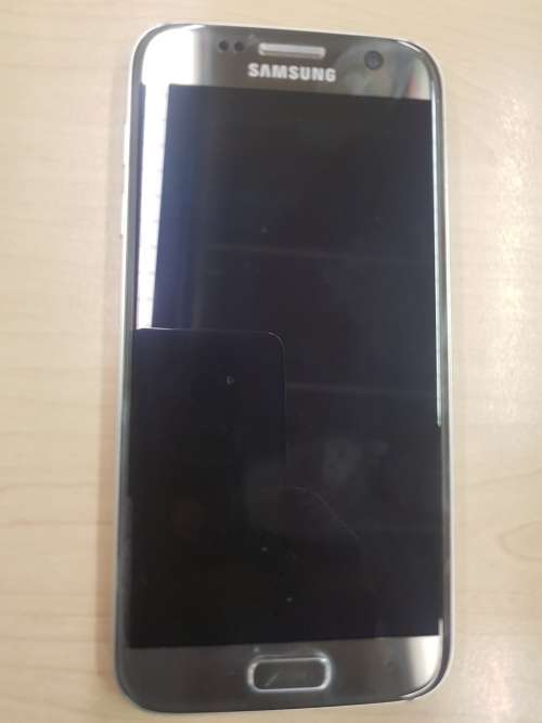 Samsung Galaxy S7 32GB  (Gold)-  Read description