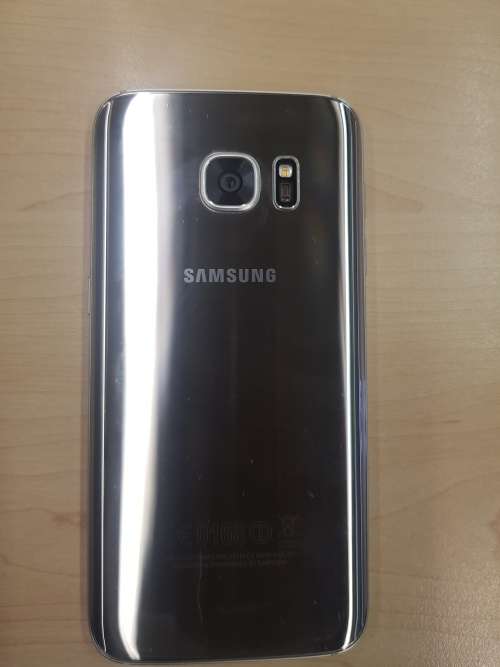 Samsung Galaxy S7 32GB  (Gold)-  Read description