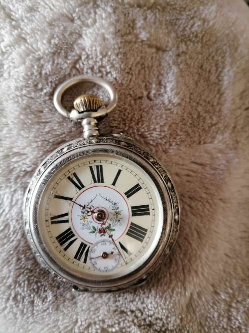 Vintage 1900 pocket watch perfect condition