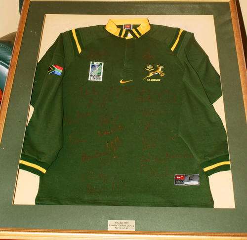 Limited edition 1999 Springbok  World Cup Jersey signed by entire squad
